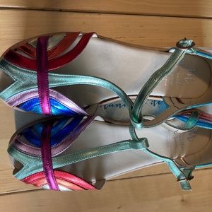 Kids sandals worn once